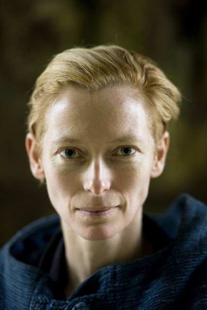 Tilda Swinton Photo (  )    /  - 23