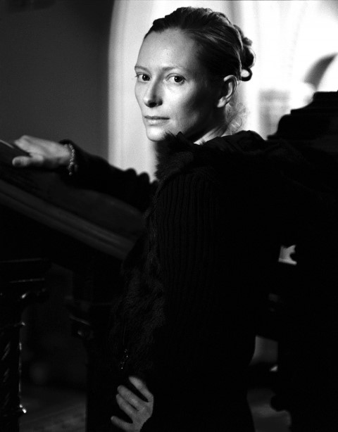 Tilda Swinton Photo (  )    /  - 29