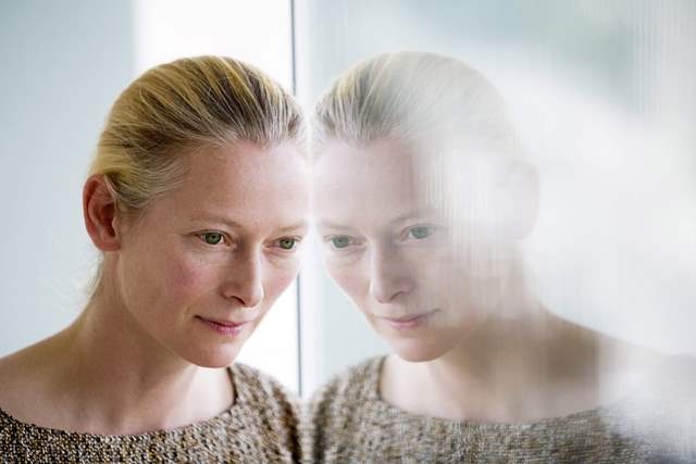 Tilda Swinton Photo (  )    /  - 35