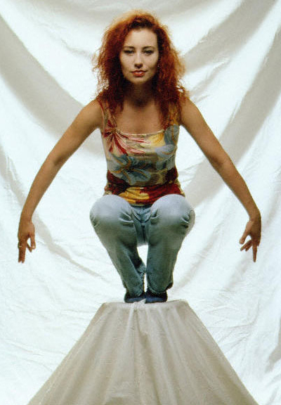 Tori Amos Photo (  )   /  - 23