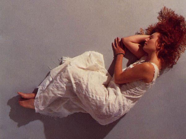 Tori Amos Photo (  )   /  - 31