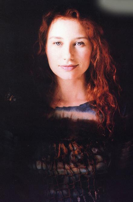 Tori Amos Photo (  )   /  - 32