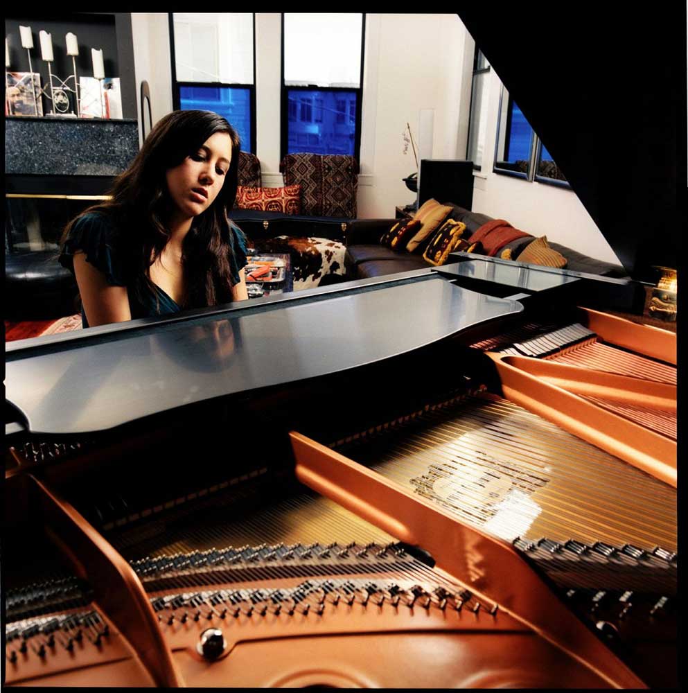 Vanessa Carlton Photo (  )   /  - 9