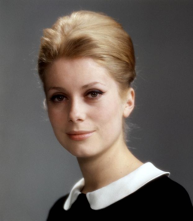 Catherine Deneuve ( ) /  - 10