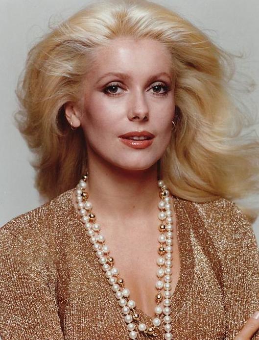 Catherine Deneuve ( ) /  - 20