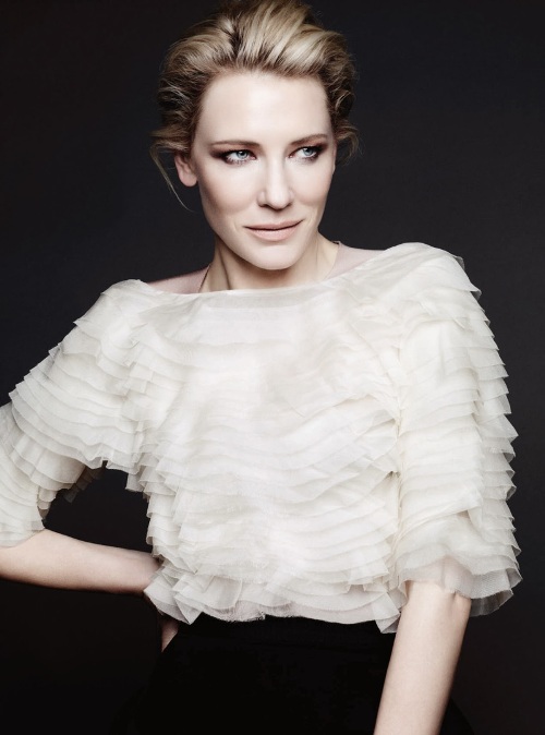 Cate Blanchett Photo (  )  -    /  - 12