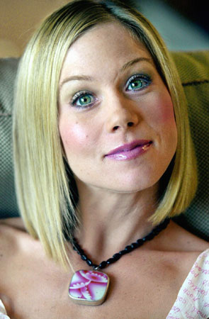 Christina Applegate ( ) /  - 16