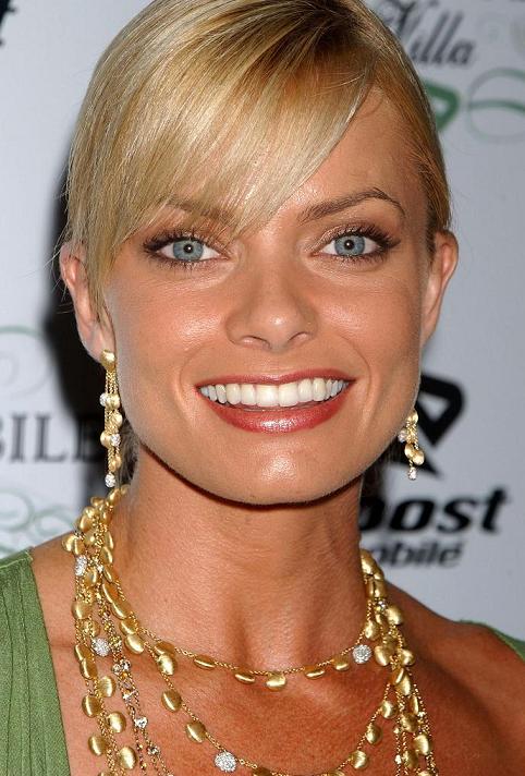 Jaime Pressly ( ) /  - 7