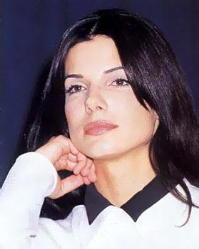 Sandra Bullock Photo (  )   /  - 44