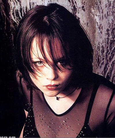 Thora Birch ( ) /  - 7