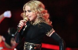 Певица Мадонна призналась в любви своей подражательнице Леди ГаГа